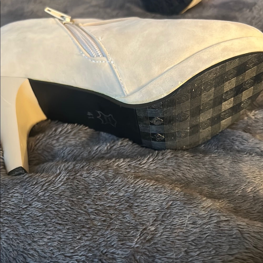 Elegant White Women's Heels
